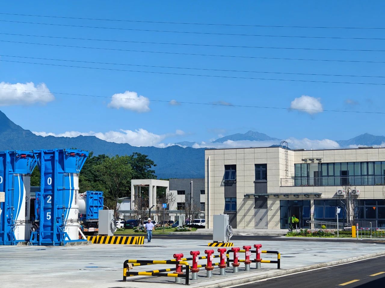 都江堰城市美潔物資科技利用園正式“上崗”